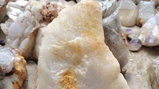 Rocks and Minerals កំពុង​ផ្សាយបន្តផ្ទាល់ [upl. by Amjan234]