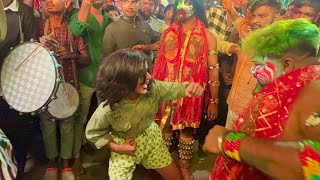 Superb Girl Tennmaar dance With Kumar Potharaju at Secunderabad Bonalu 2023  Abhilash Pad Band [upl. by Rolanda]