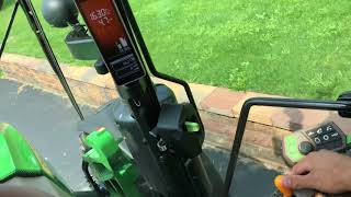 John Deere 5R Series Tractor 5125R CommandQuad Manual Transmission Quick Demo [upl. by Akitahs]