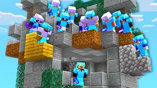 Skywars Clutch God VS 11 Hunters Minecraft Manhunt [upl. by Lev991]