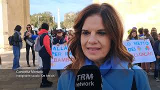 Marcia della pace dei bambini a Lecce [upl. by Nagle315]