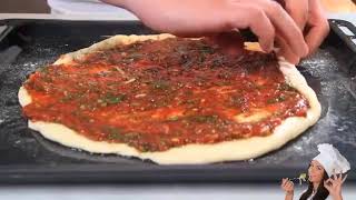 Mantarlı Pizza Tarifi  Nefis Yemek Tarifi Nasıl Yapılır  Kolay Yemek Tarifleri [upl. by Atiuqat772]