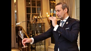 Meilleur sommelier de France Xavier Thuizat évoque la place essentielle de la sommellerie au Crillon [upl. by Aikym189]