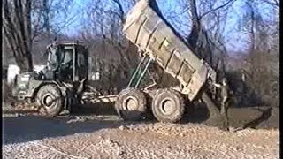 Dump Truck Moxy at Work Dumping River Gravel – Danske Soldater [upl. by Atir]