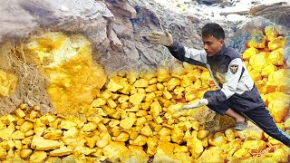 Omg wow wow collection videos Miner Gold Finding and digging gold at the mountain [upl. by Cole]