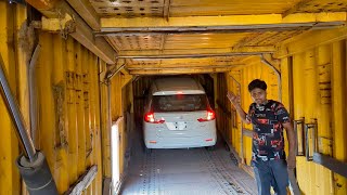 All New Maruti Suzuki Brezza Ertiga amp Eeco Cars  Unloading From Truck [upl. by Trixie771]