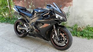 Yamaha YZF R1 2006 [upl. by Kcinimod]