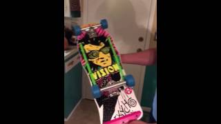 VISION Psycho Stick oldschool skateboard [upl. by Anelram]