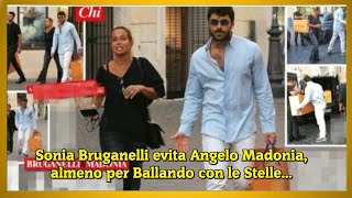 Sonia Bruganelli evita Angelo Madonia almeno per Ballando con le Stelle [upl. by Sloan]