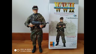 HUGO RHEINHARDT  REF 70782  DRAGON MODELS WWII  16 SCALE MILITARY FIGURE WW2 [upl. by Lisk]