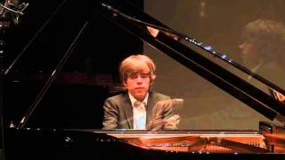 Albert Cano Smit plays Federico Mompou [upl. by Ramraj]