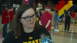 Fan at WNBA draft party in Indianapolis thinks Clark could bring title to Indiana Fever [upl. by Chessa674]