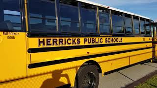 HERRICKS PUBLIC SCHOOLS YELLOW SCHOOL BUS IN OYSTER BAY NEW YORK [upl. by Irehs548]