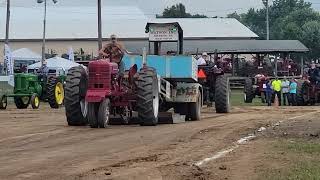 2024 Lawrence County tractor pull 4000 Farmall M [upl. by Elinad]