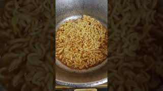 Nissin Geki Hot and Spicy Noodles cheese Recipe Veg  Kimchi  Top Ramen Korean Review [upl. by Neeleuqcaj843]