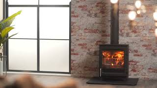 Charlton amp Jenrick Go Eco Excel 5kW Wide Scenic Door  Multifuel stove in action [upl. by Fryd]