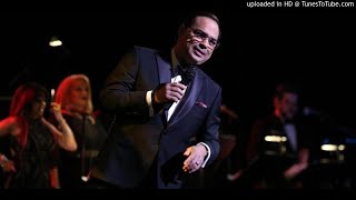 Gilberto Santa Rosa  Vivir sin ella AUDIO en vivo Feria del hogar 2002 [upl. by Lyrad147]