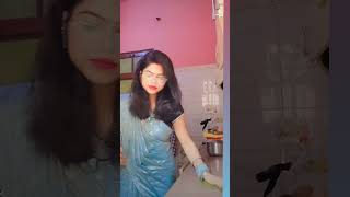 Mard ki kanjusi aurat ko jalil kewa deti hshortsfeed ytshortsvideo entertainment [upl. by Jalbert]