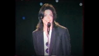 MICHAEL JACKSON EARTH SONG LIVE AT WORLD MUSIC AWARDS 1996 [upl. by Dun351]