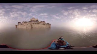 Mont Saint Michel une île en 360° [upl. by Eenolem578]