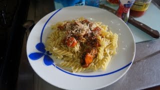 Fusilli con champiñones en salsa de tomate [upl. by Eedeed202]