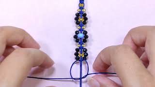 Cómo hacer una pulsera de flores de Muranos con detalles elegantes [upl. by Kellda321]