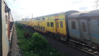 Train22701 Visakhapatnam To GunturJn Uday Double Decker super fast Express [upl. by Crenshaw]