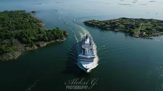 Viking Line XPRS TallinnHelsinki route between Suomenlinna and Vallisaari [upl. by Aratal]