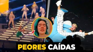 🤣 Grandes caídas de FAMOSOS en vivo 😂 [upl. by Adam981]