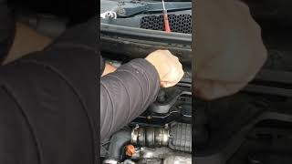 Citroën Berlingo fuel filter removal [upl. by Ppik]