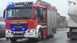 Fahrzeugbrand A23  neues TLF 4000 Einsatzfahrten FF Tornesch [upl. by Elwin635]