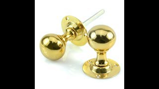 Brass Round Door Knobs  Code D3938  wwwcastinstylecouk [upl. by Onairelav]