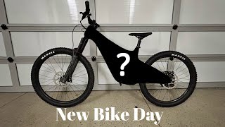 Marin Alpine Trail XR 2025  New Bike Day Unboxing [upl. by Assiroc]