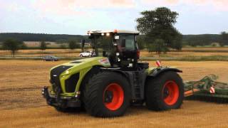 New CLAAS Xerion 4000 [upl. by Eelak]