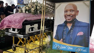 Ukufika kwesidumbu sikaBeekay Mchunu  Beekay Funeral [upl. by Ranique]