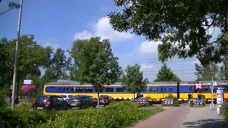 Spoorwegovergang Purmerend Overwhere  Dutch railroad crossing [upl. by Lilak]