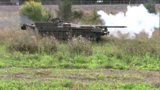 Skjutning med Strv 103 stridsvagn S [upl. by Imik33]