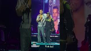 Bachatombo canta con Romeo Santos Ella y yo en Medellín [upl. by Akemed743]