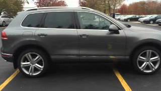 2016 Volkswagen Touareg 26066  Wakefield RI [upl. by Othello]