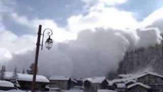 Avalanche Val dIsère le fornet [upl. by Cofsky686]