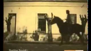 Leon Gieco Bandidos Rurales Video Oficialwmv [upl. by Ad633]