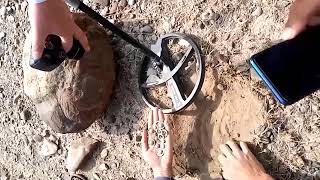 Metal Detector Machine Gold Searching very Nice video [upl. by Let194]