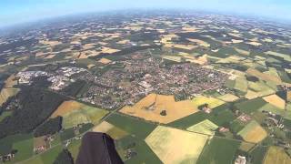 Paragliding Sommerflug mit Erläuterungen zum taktischen Thermikfliegen im Flachland [upl. by Backer]