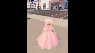 Rank my princess outfits on berry avenue savedmoodlyrics [upl. by Nosredneh676]