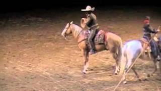 The Craziest Horse Lasso Trick Jerry Diaz RAWF 2011 [upl. by Schulman]