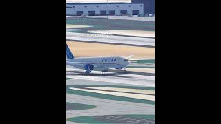 United 777300ER Landing at LAX  Infinite Flight infiniteflight aviation lax [upl. by Arehsat]