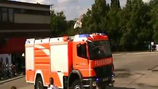 Berliner Feuerwehr Tag der offenen Tür 2012 TLF 24 50 Wassertonne [upl. by Lyris]