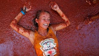 Así ha sido La Tomatina de Buñol 2019 [upl. by Rois]