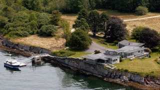 Maine Real Estate  260 Basin Point Road Harpswell Maine [upl. by Hanoj866]