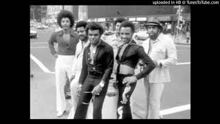 THE ISLEY BROTHERS  LOVE THE ONE YOURE WITH [upl. by Leay]